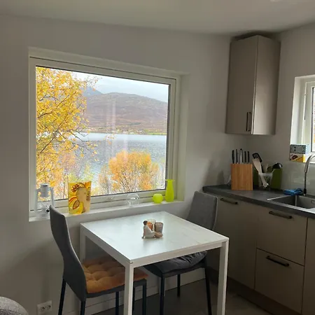 Guest house Seaside Lounge At Hakoyvegen 151 , Cozy Two Separate Units ,1 Bedroom Or 2 Bedrooms Possibly For Electric Vehicle Station, Tromso Tromso